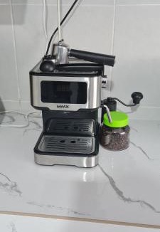 Kota Tinggi House | RuzZana Signature Stay Semi-D Corner Lot-BBQ,Wifi,6-8pack
