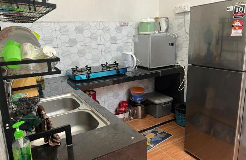 Sungai Siput House | RZ HOMESTAY With WiFi