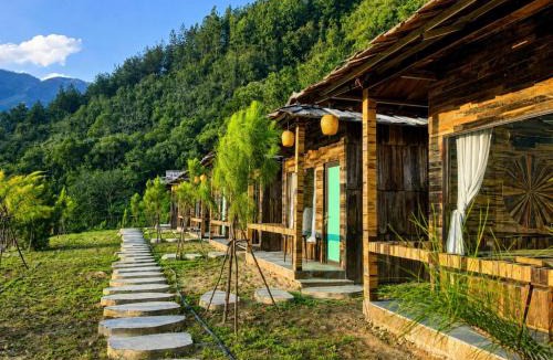 Muong La Hotel | Sỏi Retreat
