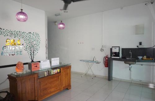 Pekan Melayu House | S & S Guest House Kuantan