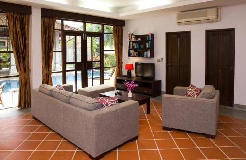Khuekkhak Villa | Sabai Private Pool Villa Khao Lak