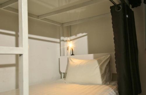 Downtown Ho Chi Minh City Bed & Breakfast | Saigon Style Hostel & Cafe