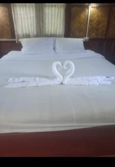 Na Hin House | Sainamhai Resort