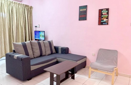 Taman Kolej Perdana House | Sakura 2 Homestay Kampar