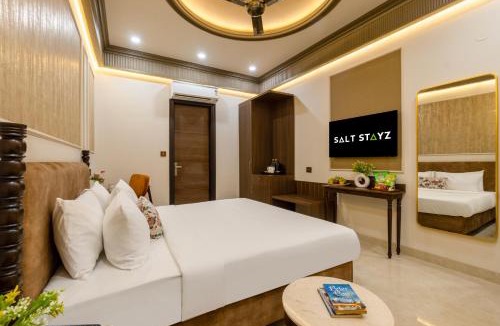 Connaught Place Hotel | Saltstayz Autograph - Connaught Place