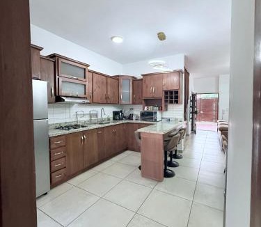 La Paz House | Salvatierra Home