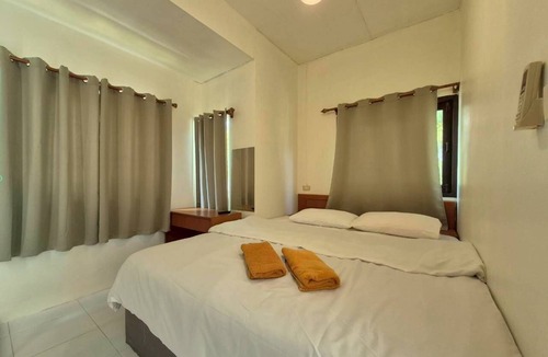 Sam Roi Yot Resort | Sam roi yot Sea sight Resort