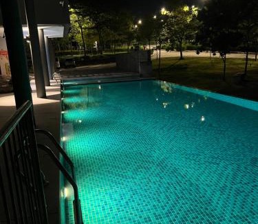 Kajang House | SAMPOISGT VILLA HOMESTAY - 3 Bedroom Landed House - Near Bangi Avenue, BACC, Bangi Wonderland, UKM, GMI, EVO, Bangi Gateway, KIPMall