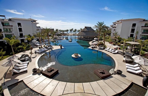 Zona Hotelera Condo | San Jose Del Cabo 1BR Pool View w/ WiFi, Resort Spa & Pool