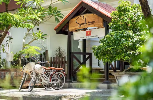 Hue Villa | Sanh homestay hồ bơi gần Aeon mall