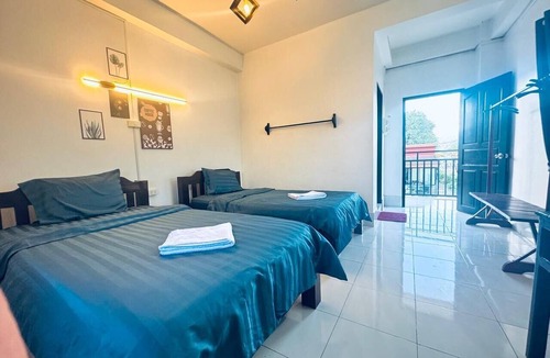 Vang Vieng Hostel | Santara Home