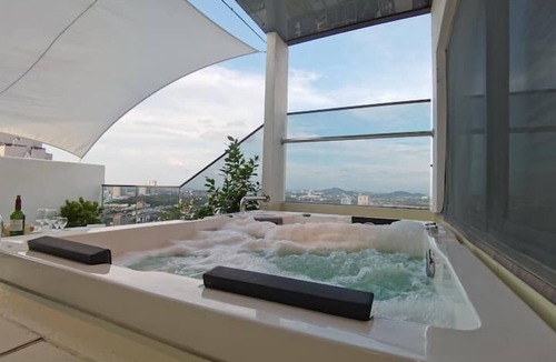 Taman Melaka Raya Bed & Breakfast | SANTORINI Melaka Imperio Residence.