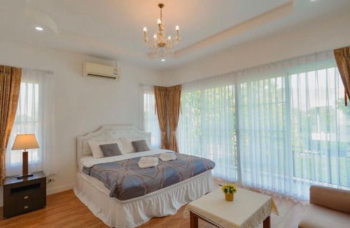 Phaya Yen Villa | Saria Pool Villa Khaoyai