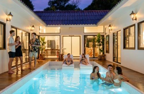 Chang Phueak Villa | Savana- Wild Pool Villa I 6 en-suite bedrooms