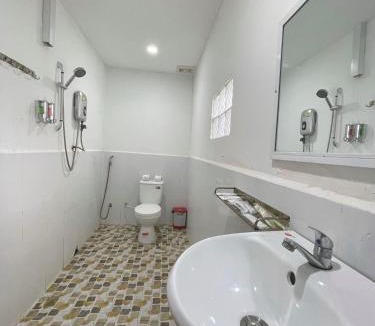 Koh Rong Hotel | Scarlet Sails Resort