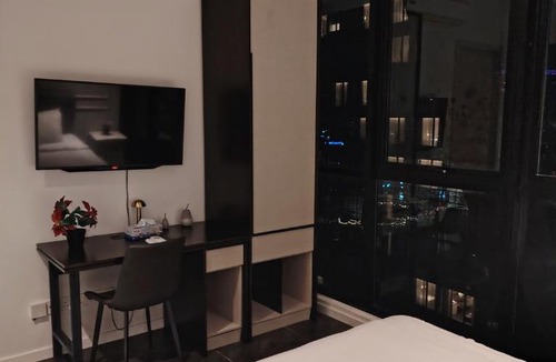 Kuala Lumpur City Centre Apartment | Scarletz Suites KLCC Infinity View