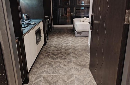 Kuala Lumpur City Centre Apartment | Scarletz Suites KLCC Infinity View