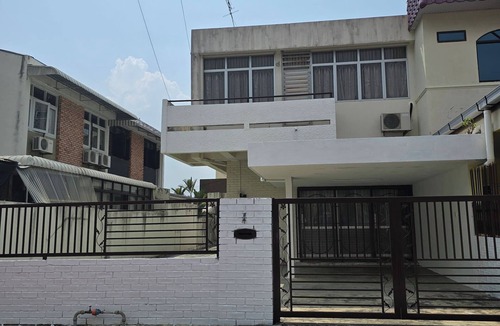 Gelugor House | SD Homestay 81 Play together, Fun forever