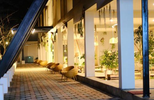 Dinoyo Hotel | Se.nandung Living and Space