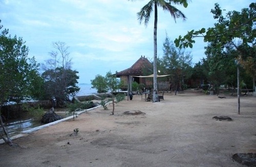 Karimun Jawa Cottage | Sea Terrace Joglo - Cemara Cottage