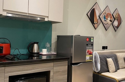 Bai Chay Apartment | Sea View Sandy Homestay Citadines Marina Ha Long