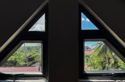 Koh Rong Sanloem Hostel | Seashell Guesthouse, bar and tattoos