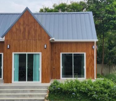 Cho Lae House | Season to table