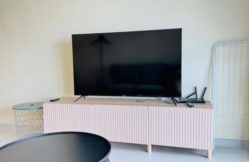 Gelang Patah Apartment | Seaview 2B1R 4 pax Condo Forest City 1G-2908
