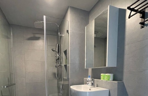 Downtown Kota Kinabalu Apartment | Seaview JQ3A 2R1B 5pax Suria Mall, Gaya Street