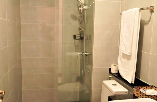 Ruessei Kaev Hotel | Secret Head Quarters Phnom Penh