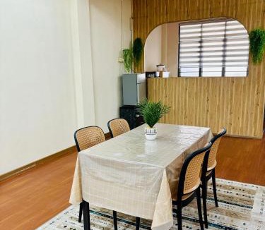 Jeli House | Selesa Homestay , Tingkat 1 di Bandar Jeli