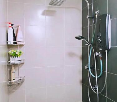 Kampung Rinching Ulu Apartment | Semenyih Ascotte boulevard Family relax home 7pax Free Parking