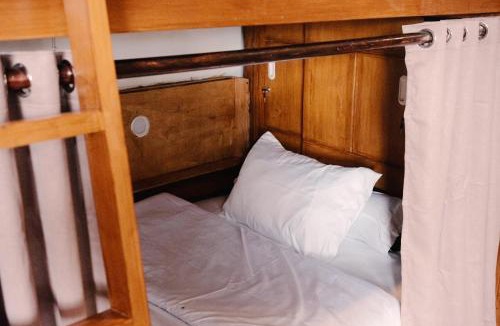 Gerupuk Hostel | Semeton Surf House