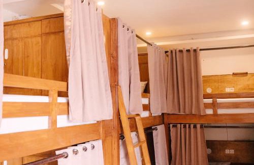 Gerupuk Hostel | Semeton Surf House