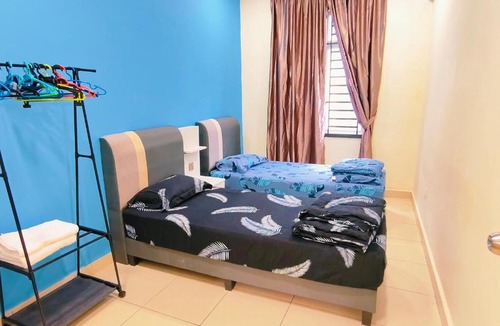 Senai Villa | Senai three storey landed 14pax 5BR near airport