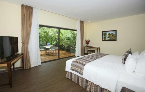 Bay Lang Apartment | Serena Resort Kim Bôi - Nguyễn Tâm