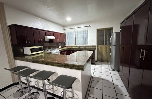 Chapala Centro Apartment | Serene 2-bedroom apartment in charming Chapala Lake perfect for relaxing