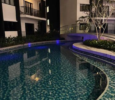 Jenjarom Apartment | Seruang Cozy Stay