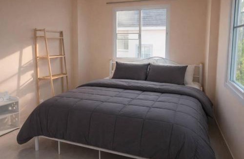 San Pu Loei House | Service Smile Stay Home