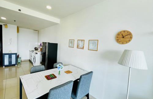 Shah Alam Apartment | Setia Alam Nordic Trefoil 2 Bedrooms Home-Walk to Setia City Mall & & Setia City Convention Centre
