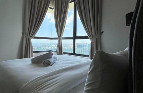 Shah Alam Apartment | Shah Alam Homestay 4BDR by StayScape