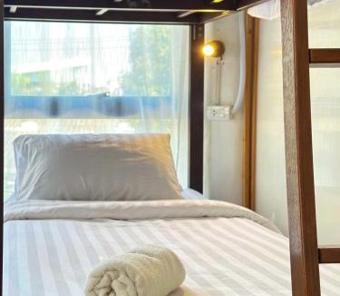 Bang Phlat Hostel | Shared Room Megun