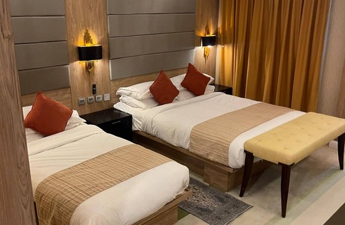 Pulau Perhentian Kecil Resort | Sharila Beach Resort Perhentian