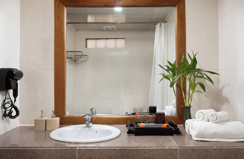 Taphul Village Area Hotel | Siem Reap Center Hotel