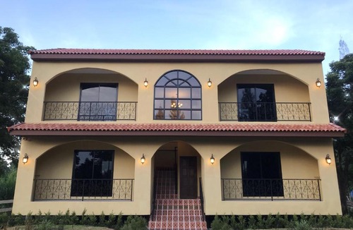 Khanong Phra Resort | Sierra View Resort