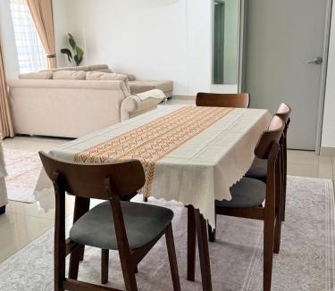 Putrajaya Apartment | Singgah homestay saujana aster