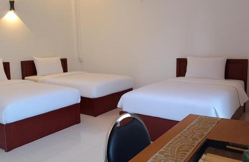 Phonsavan House | Sipanya Guesthouse