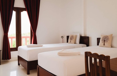 Phonsavan Hotel | Sipanya Guesthouse