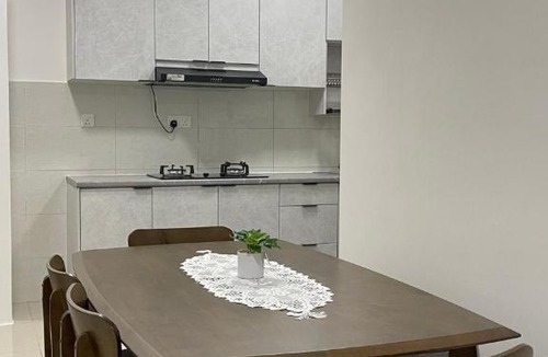 Seri Kembangan Apartment | SK Homestay