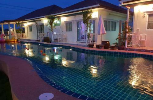 Cha-am House | Sky and water resort